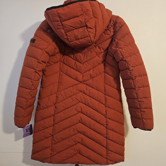 DKNY Orange Puffer Jacket - Picture 3 of 6